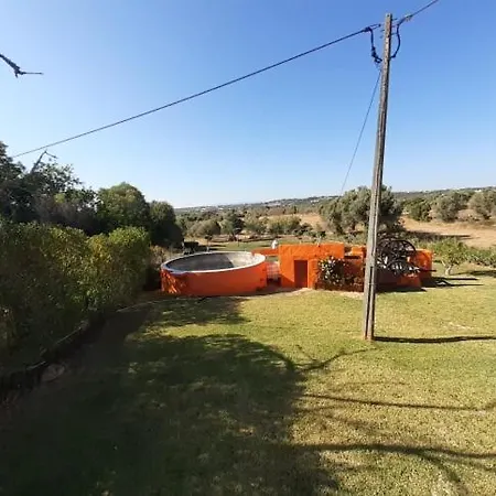 Countryside With Jacuzzi And Pool Dom wakacyjny